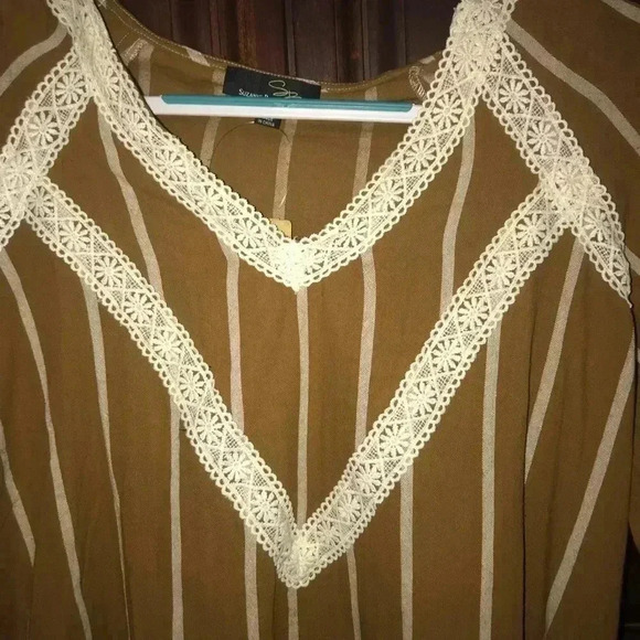 SUZANNE BETRO SIZE LARGE - Picture 2 of 5